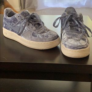 Powder blue crush velvet Air Force 1s. Size 4Y.